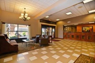 фото отеля BEST WESTERN West Hills Inn