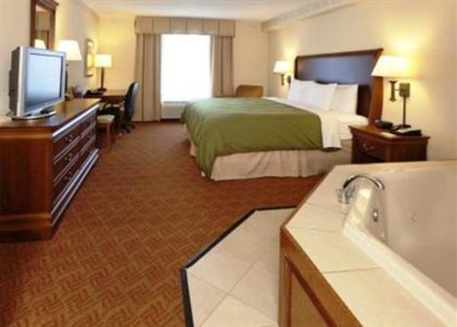 фото отеля Country Inn & Suites Woodbridge