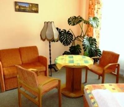 фото отеля Hotel Kvetnice Tisnov