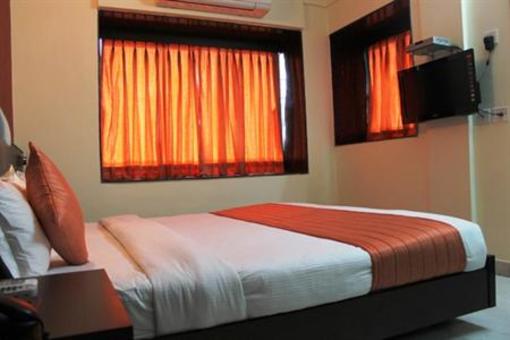 фото отеля Hotel Arya International