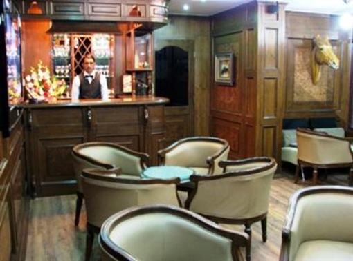 фото отеля Broadways Inn
