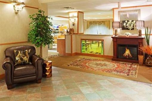 фото отеля Holiday Inn Express Hotel & Suites Brattleboro