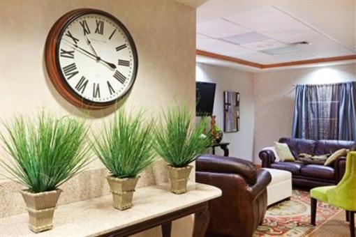 фото отеля Holiday Inn Express Hotel & Suites Brattleboro