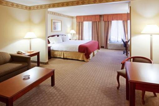 фото отеля Holiday Inn Express Hotel & Suites Brattleboro