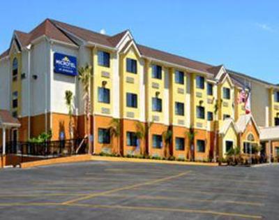фото отеля Microtel Inn & Suites New Braunfels