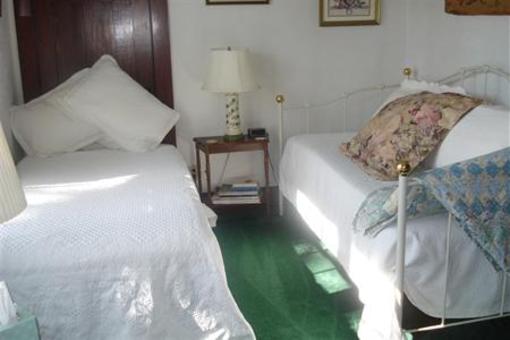 фото отеля Inn of Twin Gables Bed and Breakfast Seattle
