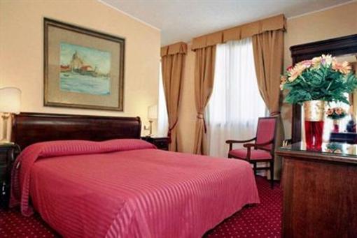 фото отеля Acca Hotel Venice