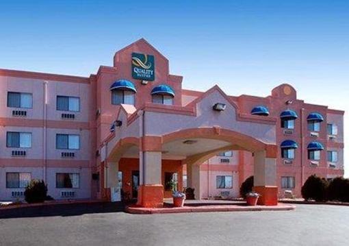 фото отеля Quality Suites Albuquerque