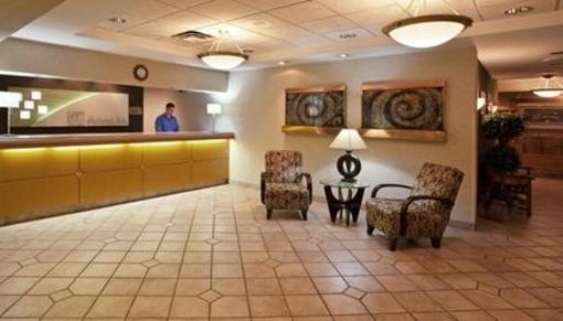 фото отеля Holiday Inn Marietta