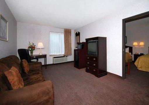 фото отеля Comfort Inn & Suites Hazelwood