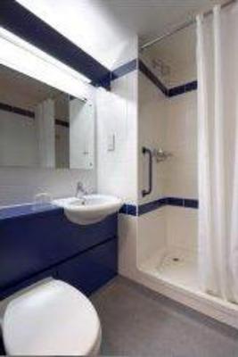 фото отеля Travelodge Liverpool Docks Hotel
