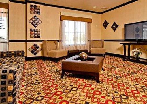 фото отеля Comfort Suites Lawton