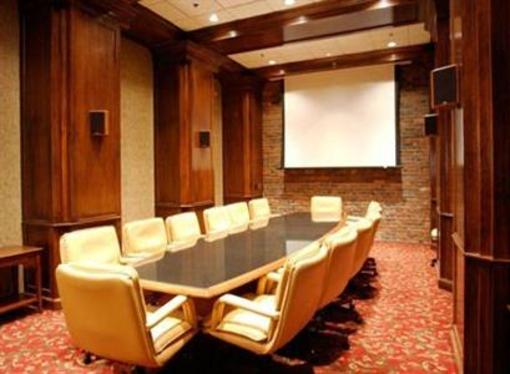 фото отеля Suites of 800 Locust Hotel and Spa