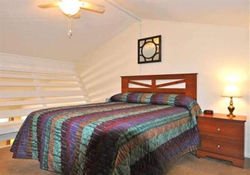 фото отеля Tip Top Isles Waterfront Resort and Marina