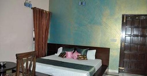 фото отеля Queens Pearl Inn