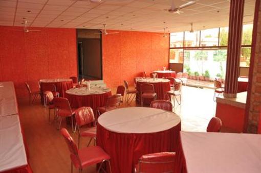 фото отеля Queens Pearl Inn