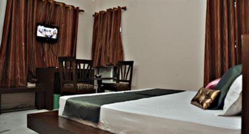 фото отеля Queens Pearl Inn