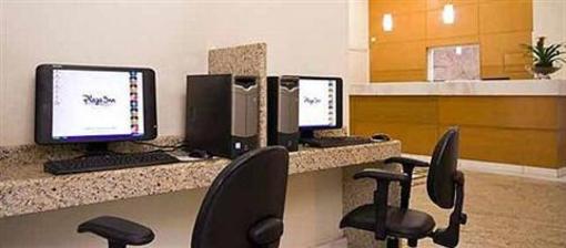 фото отеля Plaza Inn American Loft