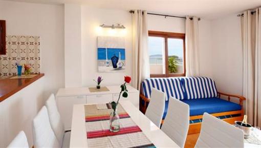 фото отеля Apartamentos Sandic Ibiza