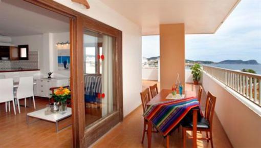 фото отеля Apartamentos Sandic Ibiza