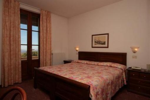 фото отеля Albergo Villa Nencini