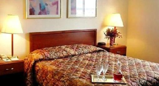 фото отеля Americas Best Value Inn & Suites Flint Airport