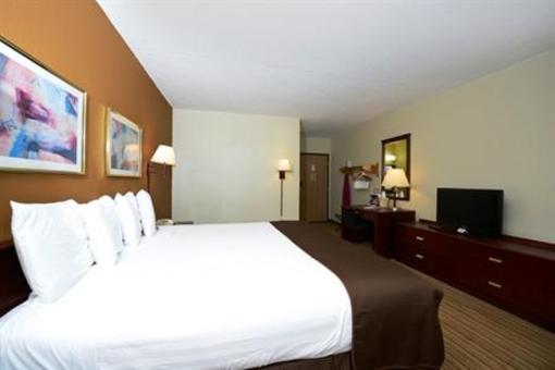фото отеля Americas Best Value Inn & Suites Flint Airport