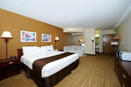 фото отеля Americas Best Value Inn & Suites Flint Airport