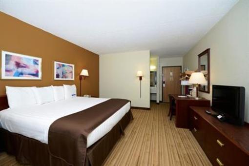 фото отеля Americas Best Value Inn & Suites Flint Airport
