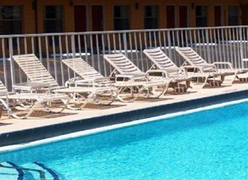 фото отеля Record Parkside Inn and Suites