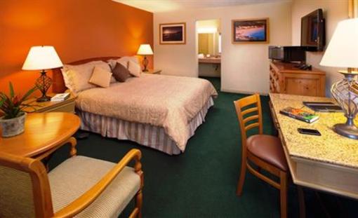 фото отеля Sandpiper Lodge Santa Barbara