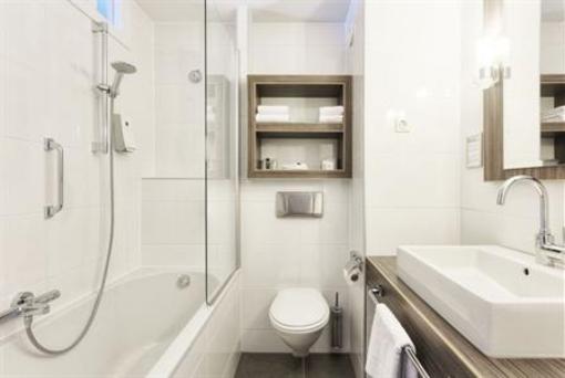 фото отеля Badhotel Domburg