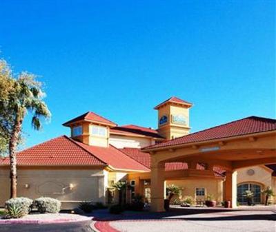 фото отеля La Quinta Inn & Suites Phoenix Chandler
