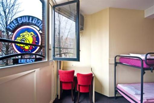фото отеля The Bulldog Hotel