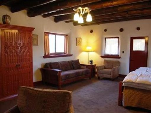 фото отеля Inn of the Turquoise Bear B&B