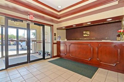 фото отеля BEST WESTERN Airport Suites