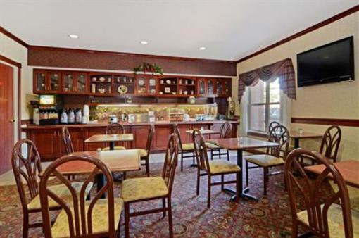 фото отеля BEST WESTERN Airport Suites