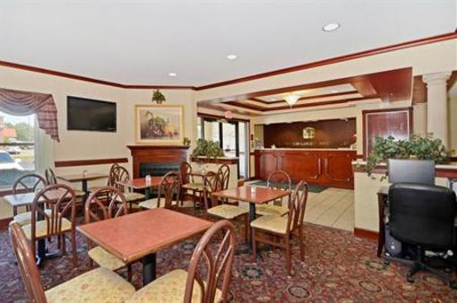 фото отеля BEST WESTERN Airport Suites
