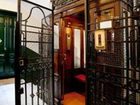 фото отеля Hostal Santa Isabel Madrid