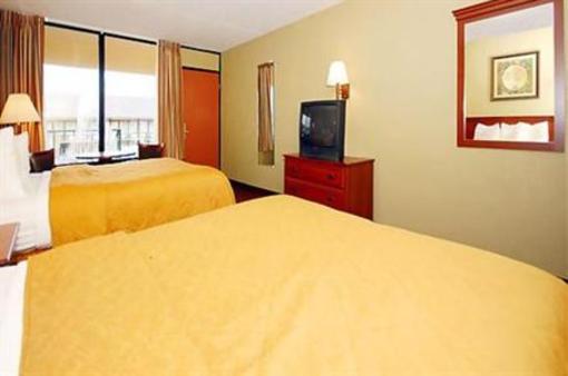 фото отеля Days Inn Branson/Near the Strip