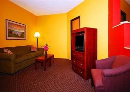 фото отеля Comfort Suites Stevens Point