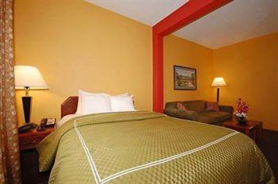 фото отеля Comfort Suites Stevens Point