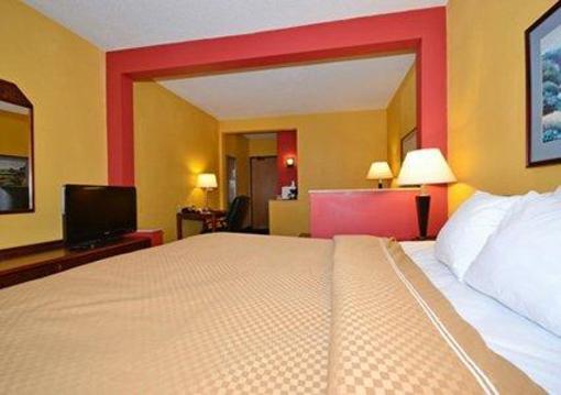 фото отеля Comfort Suites Stevens Point