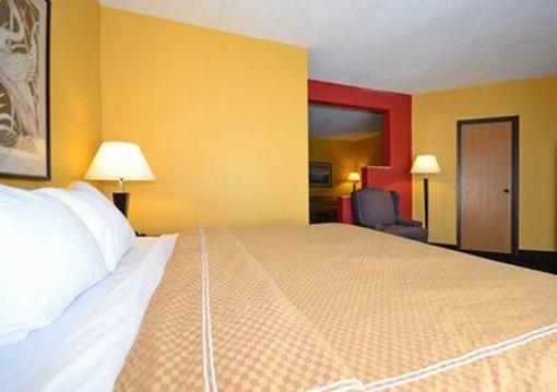 фото отеля Comfort Suites Stevens Point