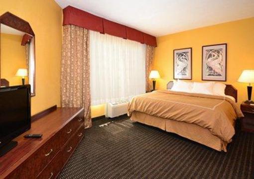 фото отеля Comfort Suites Stevens Point