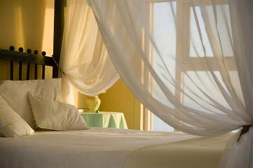 фото отеля Big Blue Beach Lodge