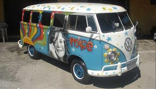 фото отеля Peace and Love Hostel Paris