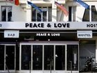 фото отеля Peace and Love Hostel Paris