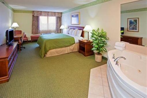 фото отеля Country Inn & Suites Mishawaka