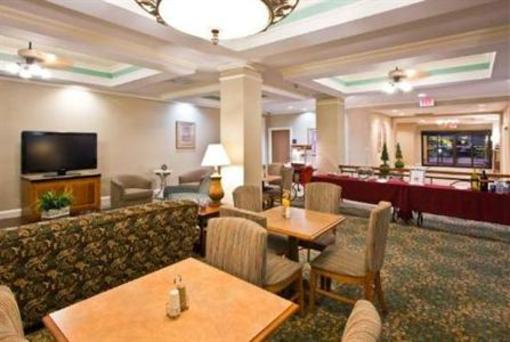 фото отеля Holiday Inn Express Hotel & Suites Tampa-Anderson